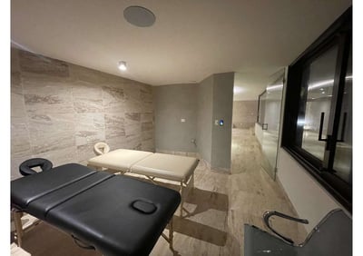 Luxury Villa Photo #35