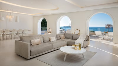 Luxury Villa Photo #13