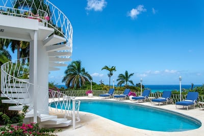 Luxury Villa Photo #3
