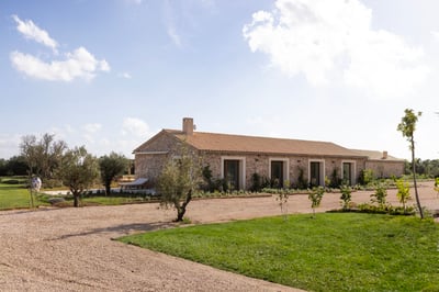 Luxury Villa Photo #17