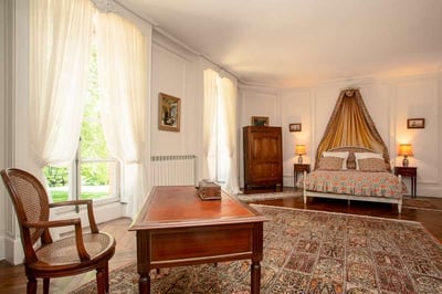 Luxury Villa Photo #8