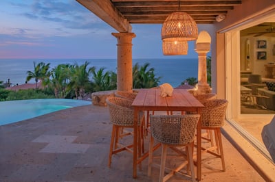 Luxury Villa Photo #12