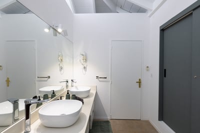 Luxury Villa Photo #28