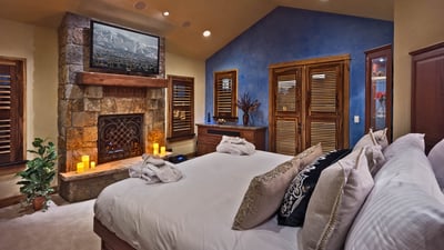 King suite on upper level