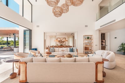 Luxury Villa Photo #24