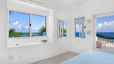 Luxury Villa Photo #39