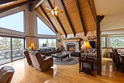 Luxury Villa Photo #3