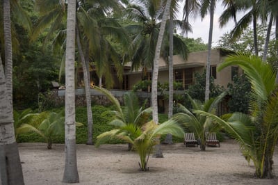 Luxury Villa Photo #12