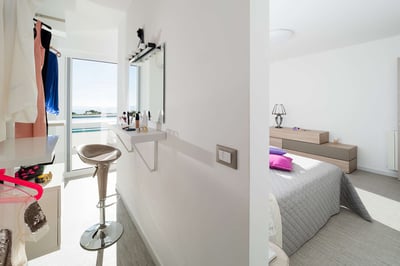 Luxury Villa Photo #37
