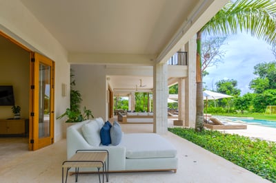 Luxury Villa Photo #44