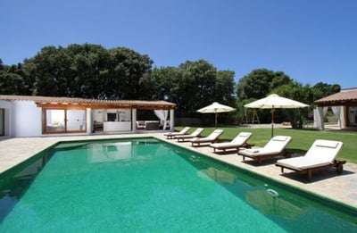 Luxury Villa Photo #6