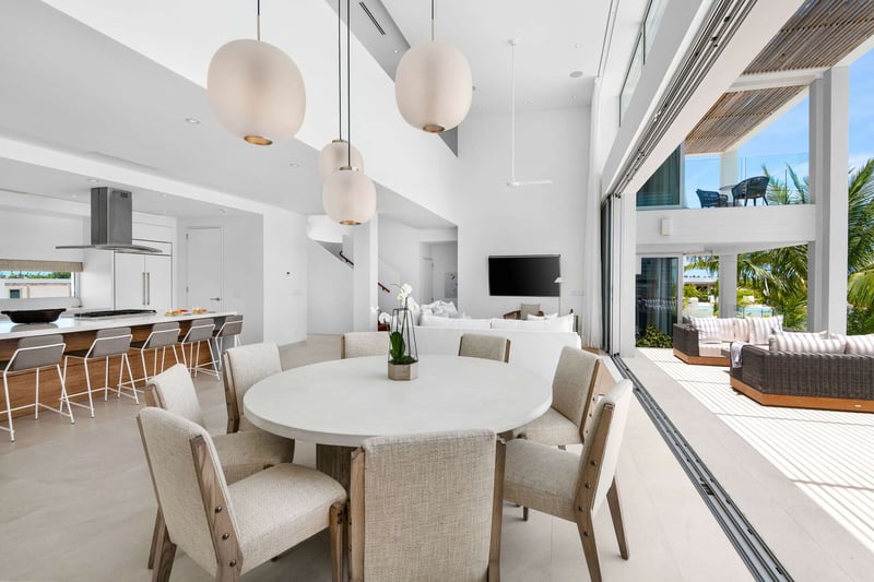 Beach Enclave Grace Bay 5 BDM Ocean View Villa