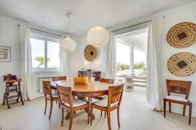 Luxury Villa Photo #19