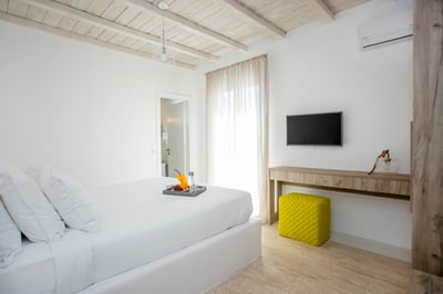 Luxury Villa Photo #22