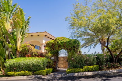Luxury Villa Photo #43