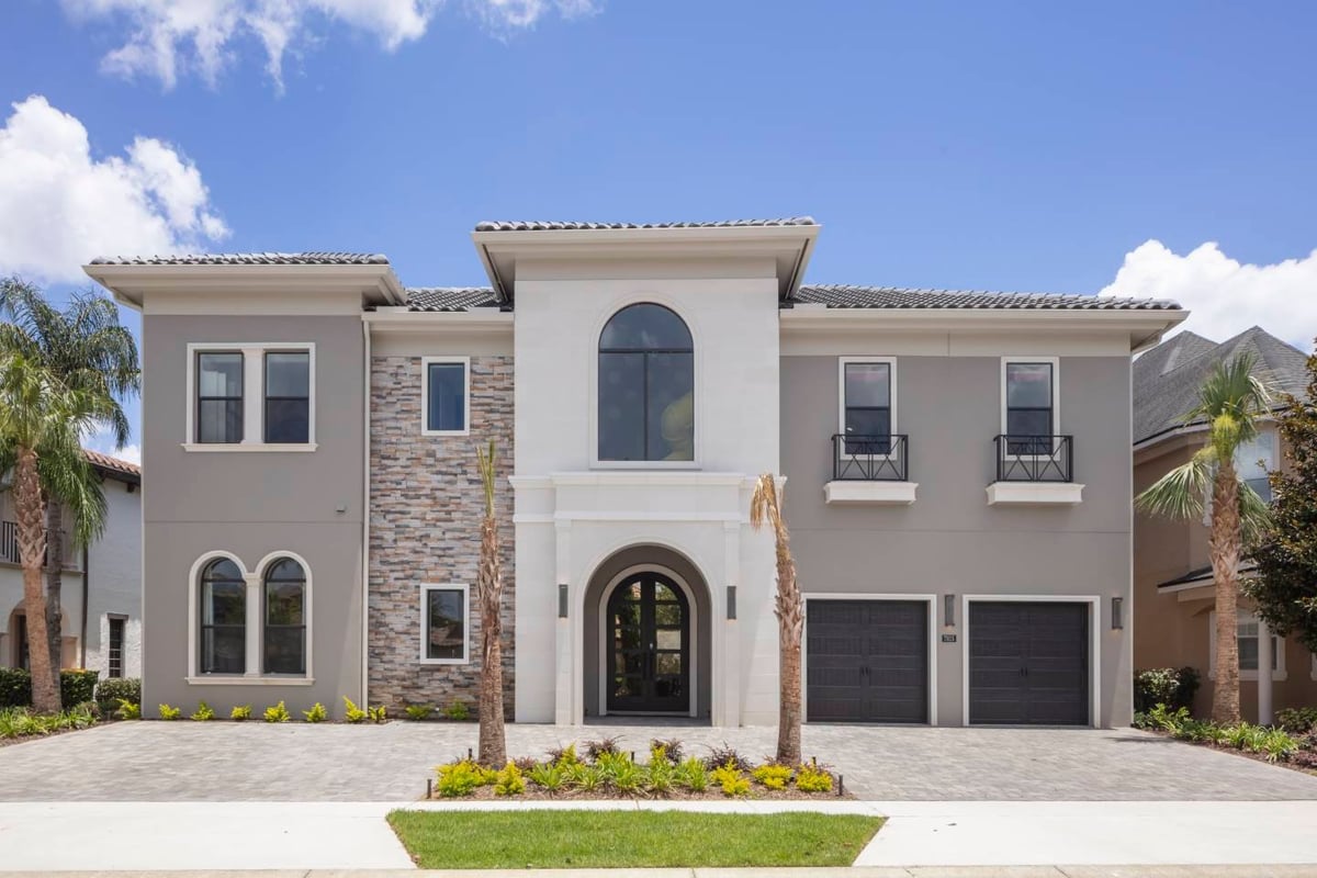 Contemporary Elegance Estate