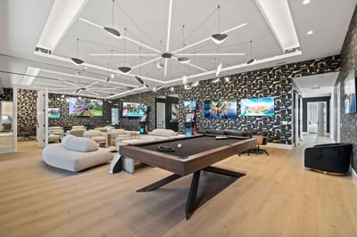 Luxury Villa Photo #31