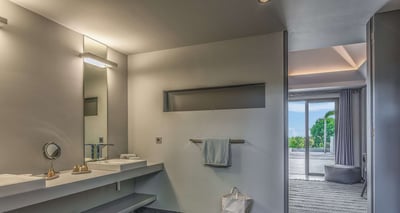 Luxury Villa Photo #30