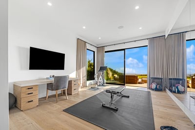Luxury Villa Photo #39