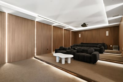 Luxury Villa Photo #32