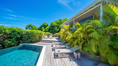 Luxury Villa Photo #5