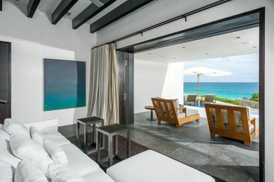 Luxury Villa Photo #27