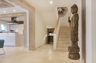 Luxury Villa Photo #25
