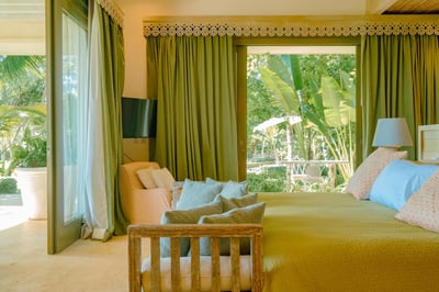 Luxury Villa Photo #38