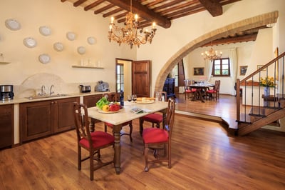 Luxury Villa Photo #12
