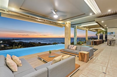 Luxury Villa Photo #7