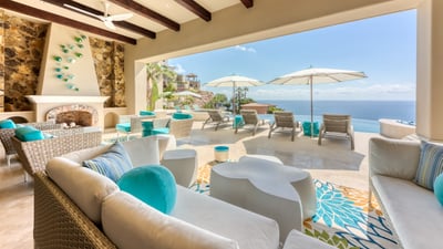 Luxury Villa Photo #13