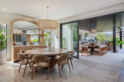 Luxury Villa Photo #23