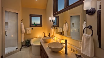 King suite, upper level ensuite