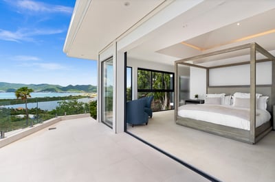 Luxury Villa Photo #51