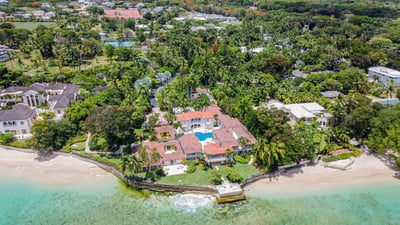 Luxury Villa Photo #4