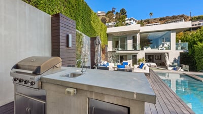 Luxury Villa Photo #9