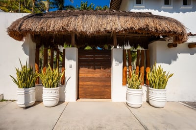 Luxury Villa Photo #55