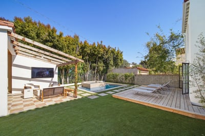 Luxury Villa Photo #6