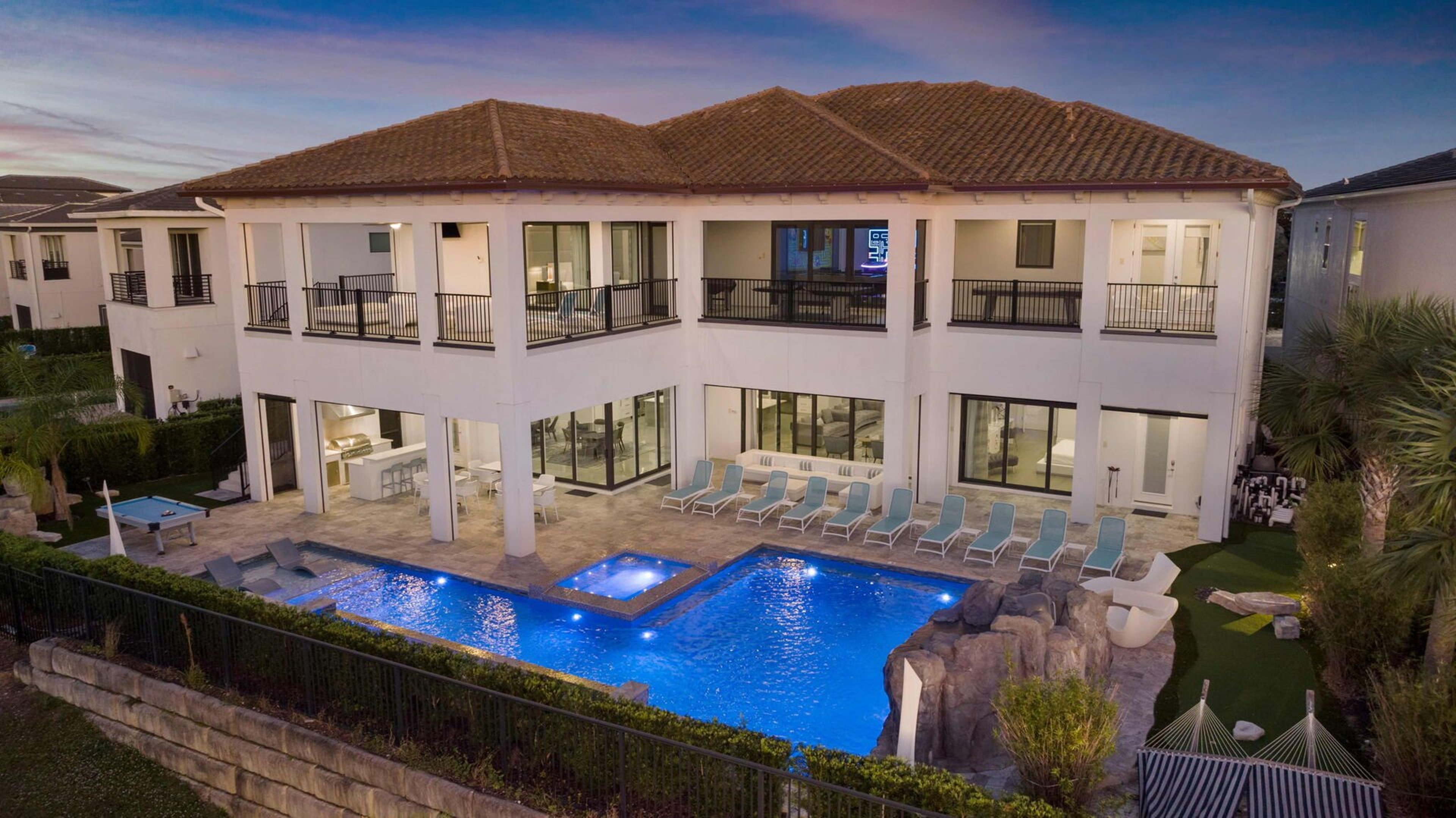Starlight Villa - 2