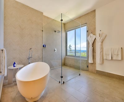 Luxury Villa Photo #70