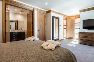 Luxury Villa Photo #26