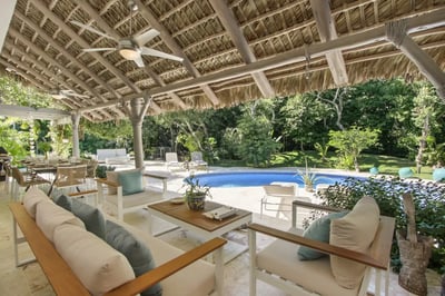 Luxury Villa Photo #5