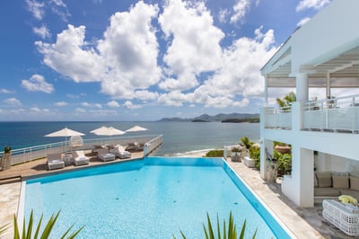 Luxury Villa Photo #4