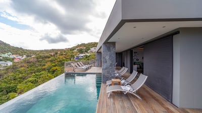 Luxury Villa Photo #2