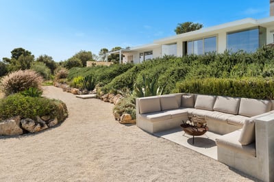 Luxury Villa Photo #24