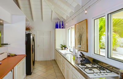 Luxury Villa Photo #9