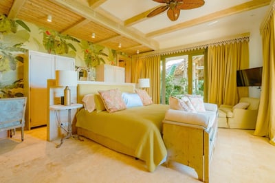Luxury Villa Photo #33