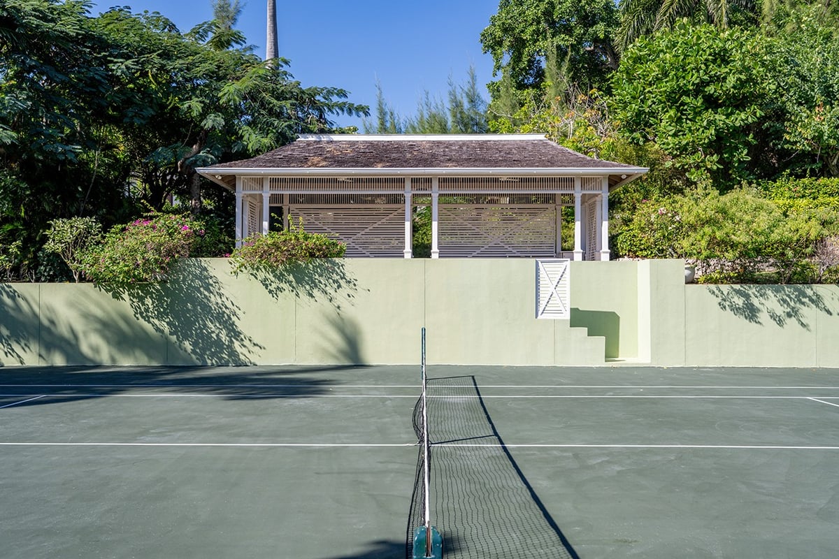 Longview Villa