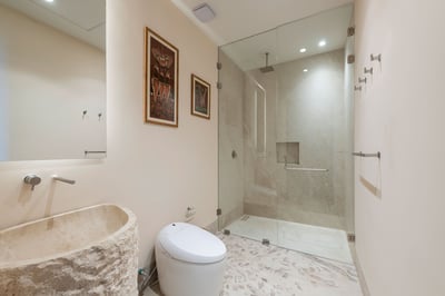 Luxury Villa Photo #37