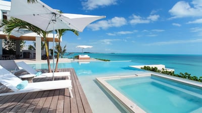 Luxury Villa Photo #10